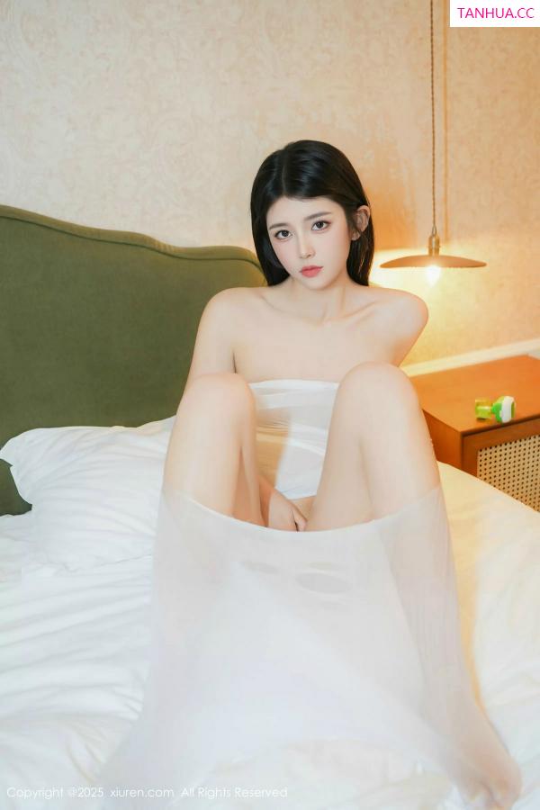 吴佩慈 吴佩慈 [XiuRen]高清写真图 2025.02.27 No.9941 美少女@ 美腿性感第50张图片